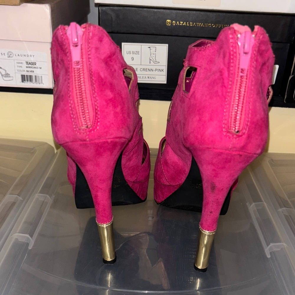 Pink Cutout Heels with Gold Accents - Picture 5 of 7